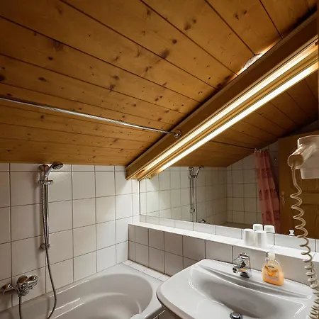 Hubertus Guest house *